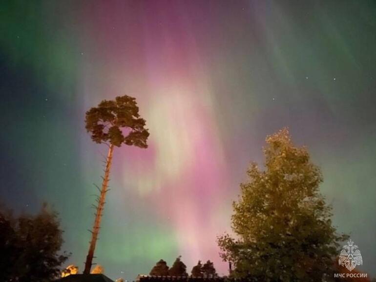 Rusya’da beliren kutup ışıkları fotoğraflandı