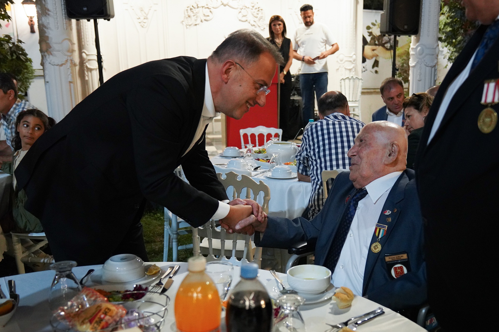 Başkan Çalık: “Bu ülkeyi bizim için vatan kılanlara çok şey borçluyuz”