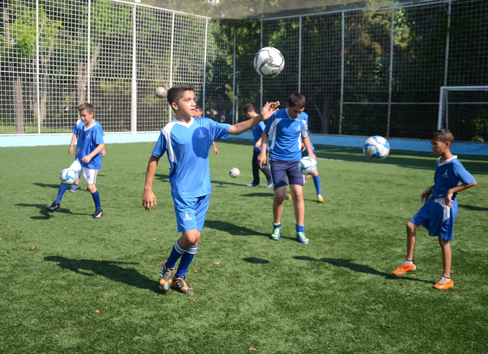 İzmir Büyükşehir Belediyesi spor okullarında yeni dönem başladı