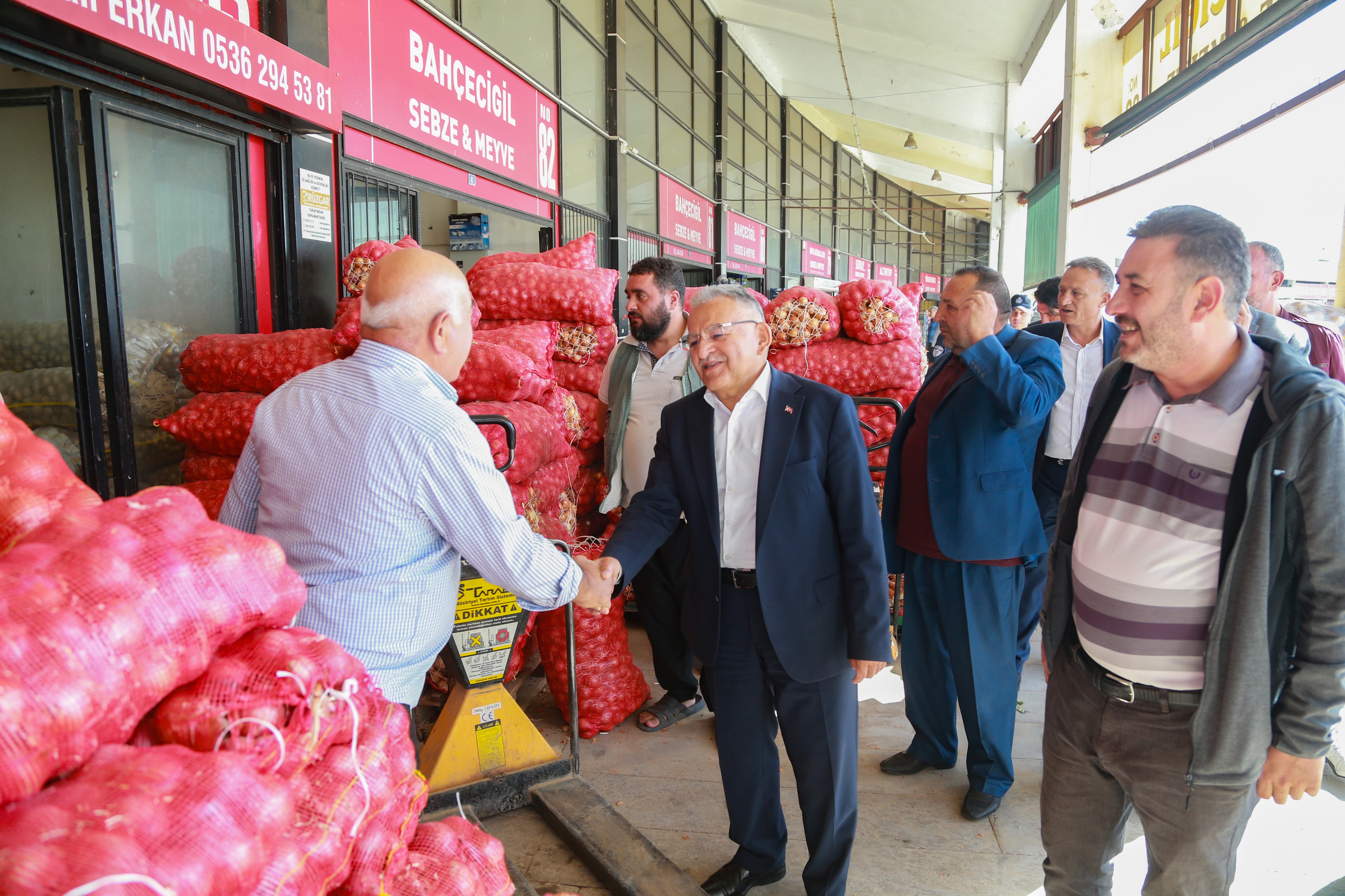 Başkan Büyükkılıç: “Kayseri’mizin esnafı bizim gururumuz olmuştur”