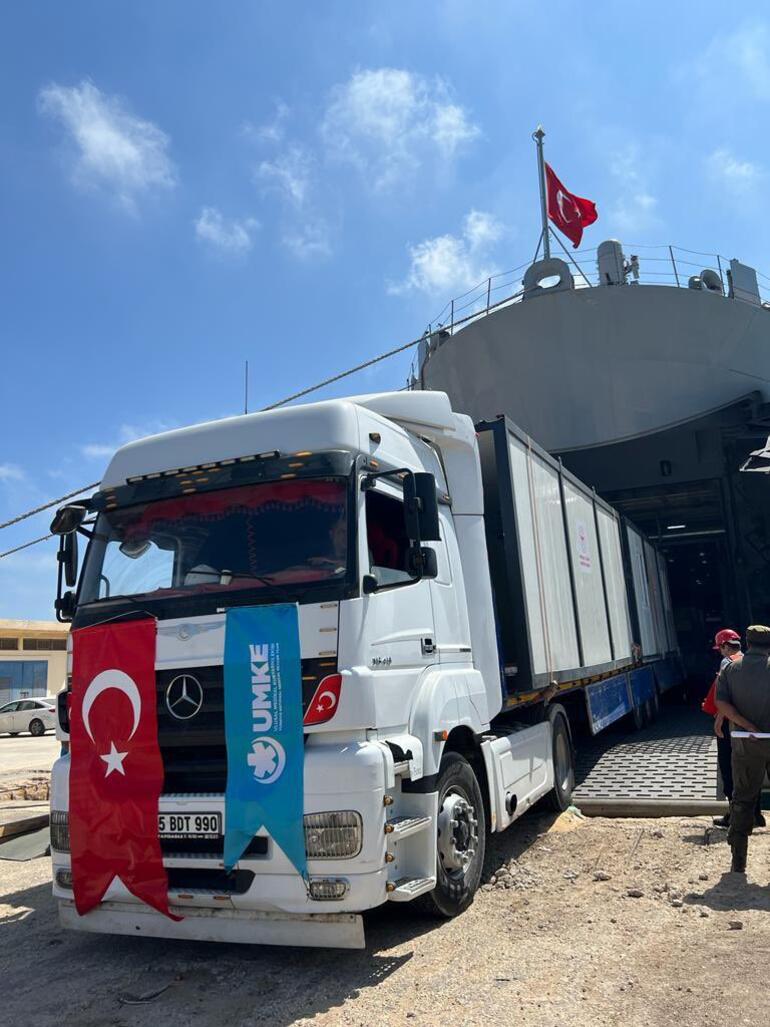 Yardımla yüklü TCG Bayraktar ve TCG Sancaktar, Libya’da