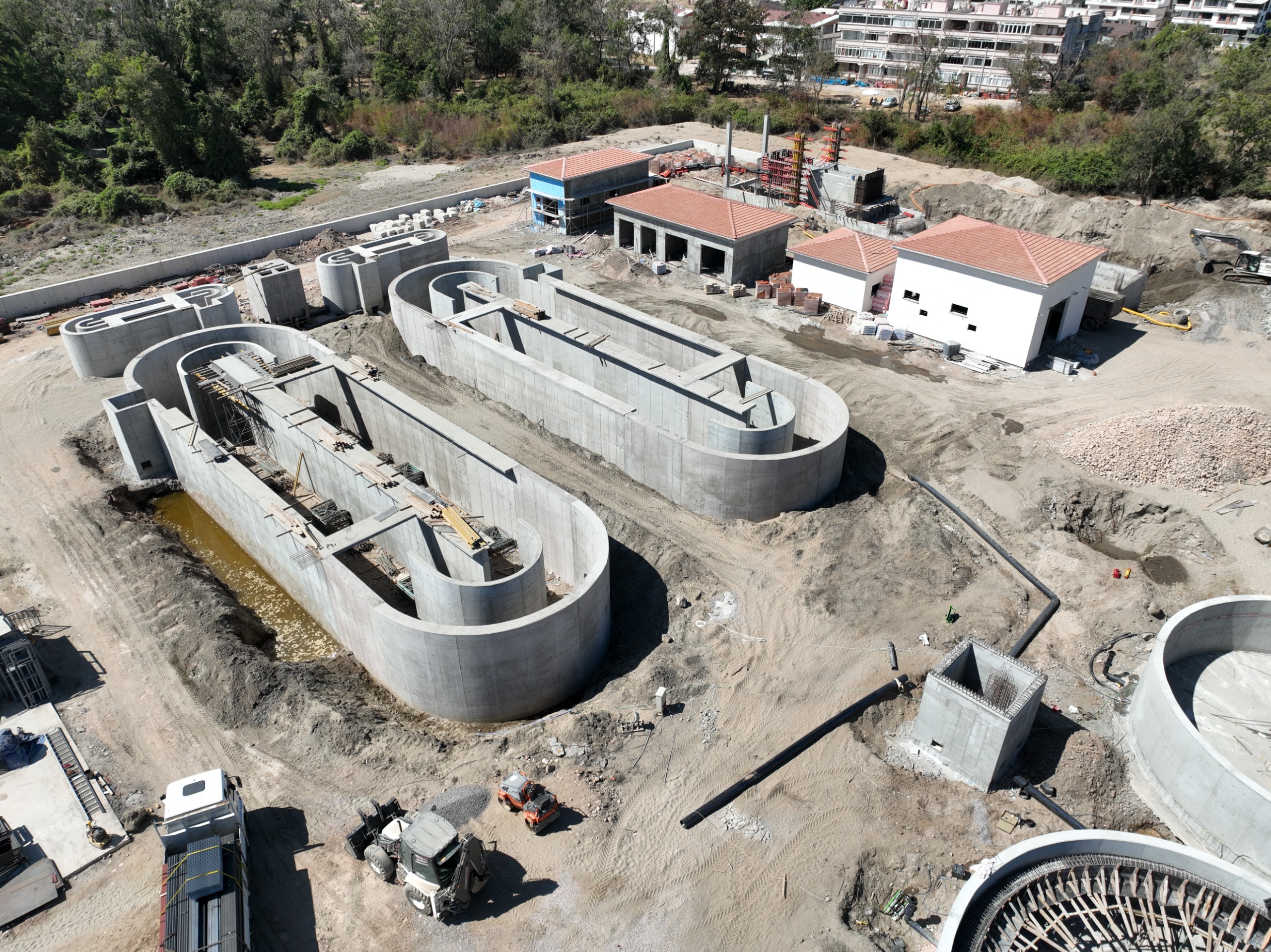 Karacabey Yeniköy Atıksu Arıtma Tesisinde inşaat hızla sürüyor