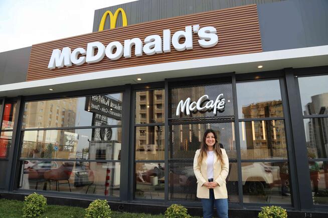 Hollywood yapımlarındaki McDonald’s sahneleri reklam filmi oldu