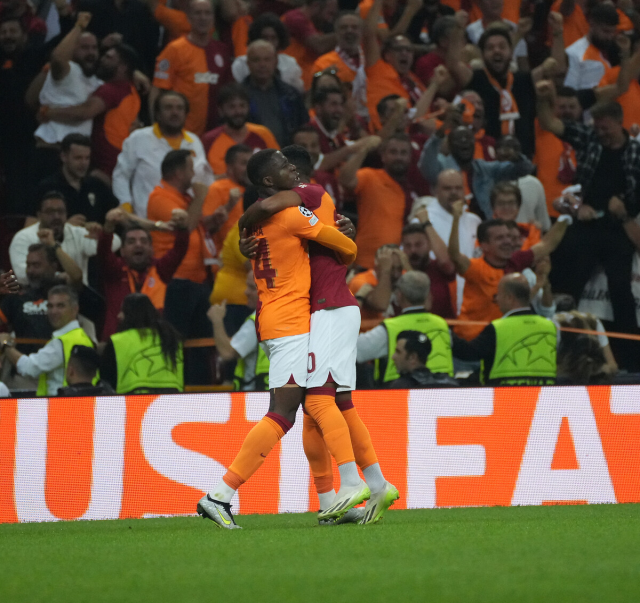 Son Dakika: Fırsat teptik! Galatasaray, Şampiyonlar Ligi ilk maçında sahasında Kopenhag ile 2-2 berabere kaldı