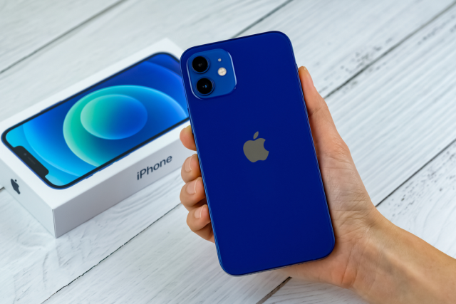 Belçika, iPhone 12'nin yaydığı radyasyon miktarını incelemeye alıyor