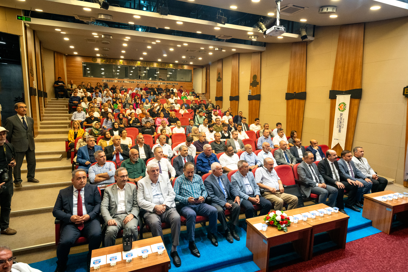 “Malatya’nın Fethi ve Tarihi” konulu konferans düzenlendi