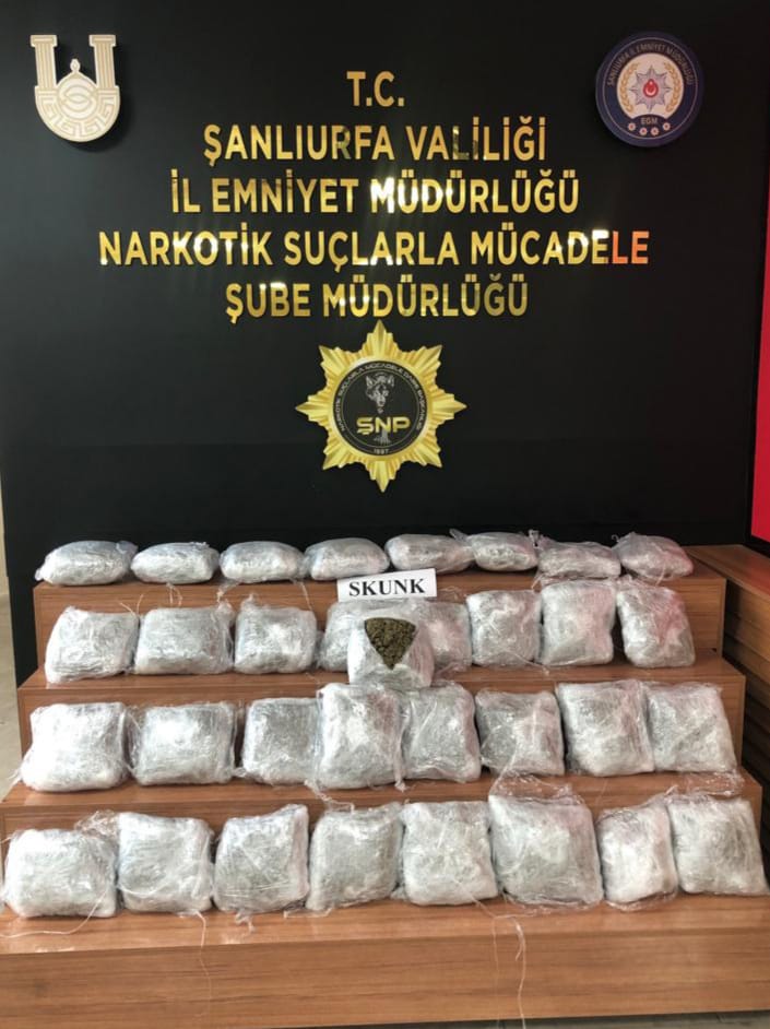 Şanlıurfa’da 19 kilo 450 gram skunk maddesi ele geçirildi