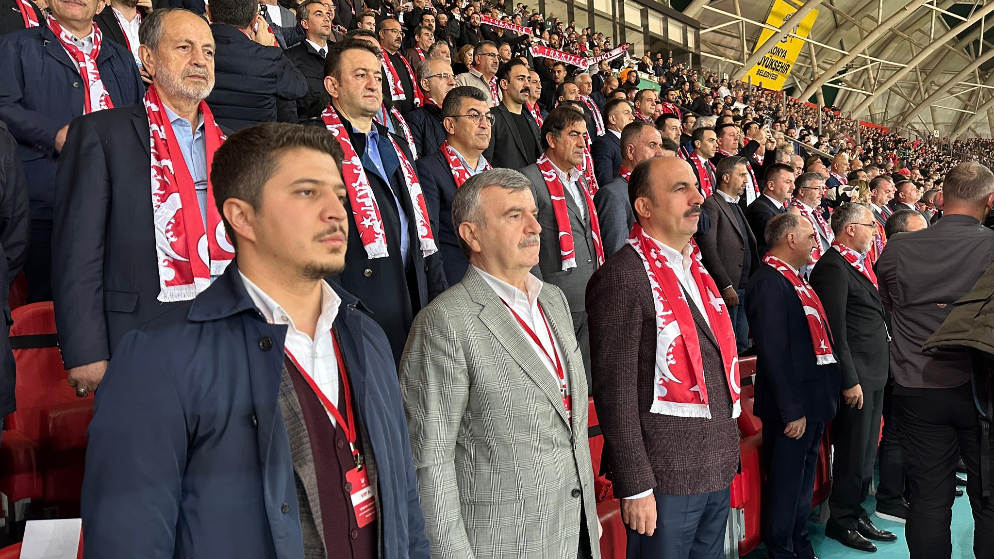 Başkan Altay, A Milli Futbol Takımı’nı ve Konyalı taraftarları kutladı