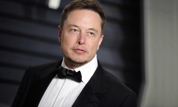 Elon Musk’a ‘davalara katılmadığı’ için dava açıldı!