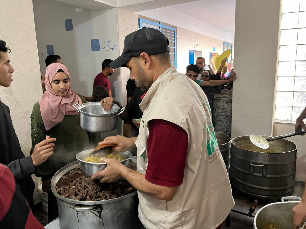 Gazze’ye yönelik insani yardım çalışmaları sürüyor