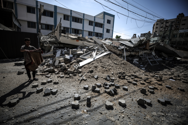 OHAL ilan edildi, okullar kapandı! Topyekün savaşa hazırlanan İsrail, Hamas'ı havadan vurmaya başladı