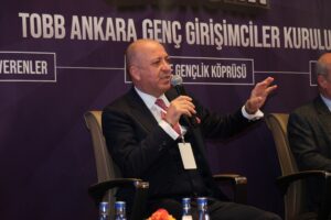 ASO BAŞKANI SEYİT ARDIÇ GENÇ LİDERLERE “SANAYİDE GİRİŞİMCİLİĞİN HİKAYESİ”Nİ ANLATTI