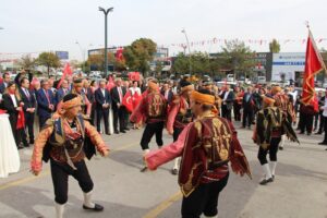 OSTİM YÖNETİM KURULU BAŞKANI ORHAN AYDIN:  “OSTİM OLARAK 100 YILIN HAKKINI VERDİĞİMİZİ DÜŞÜNÜYORUZ. GERİDE KALAN 100 YILIN 55’İNDE OSTİM’İN İMZASI VAR.”