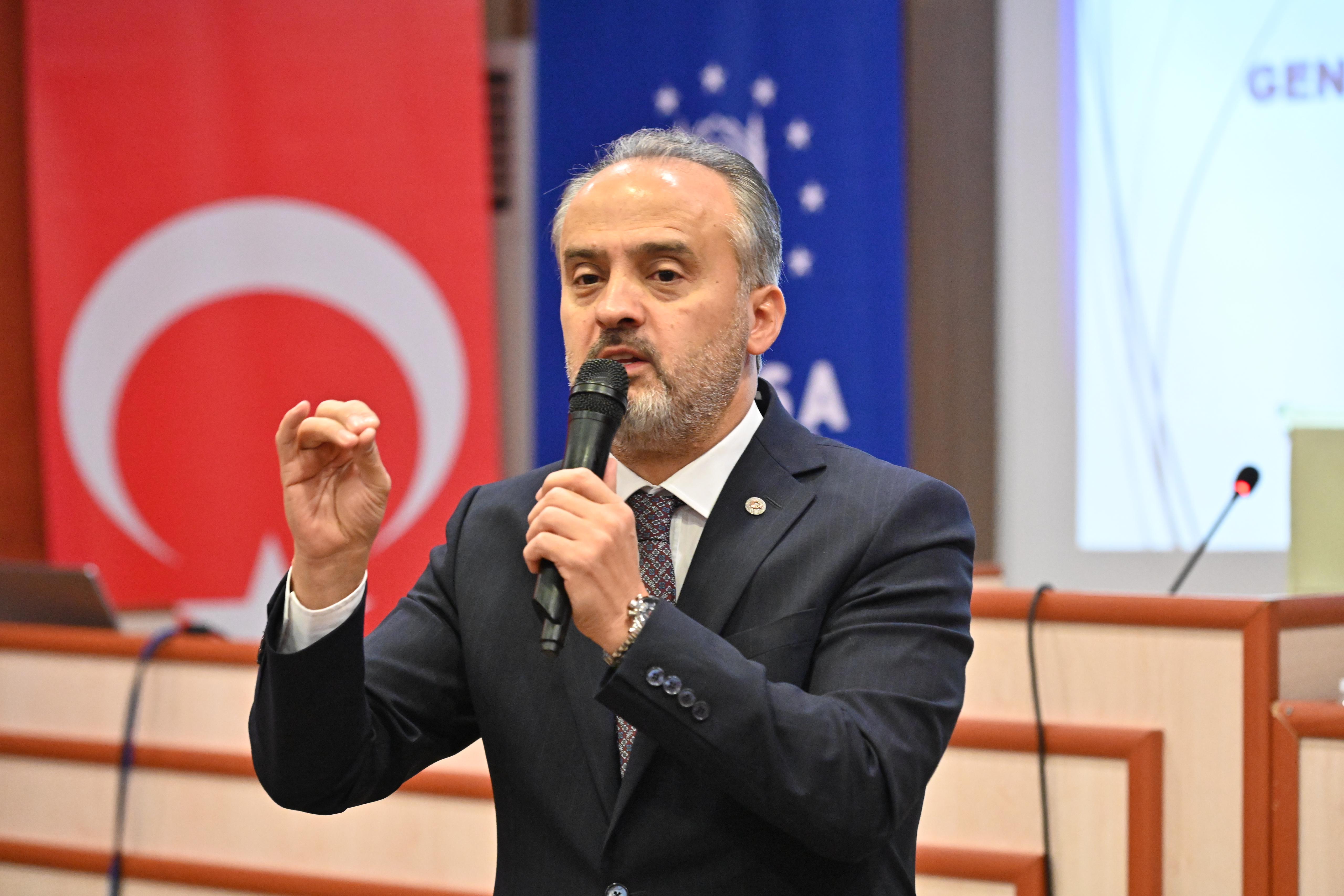 Bakan Aktaş, öğrencilerle bir araya geldi