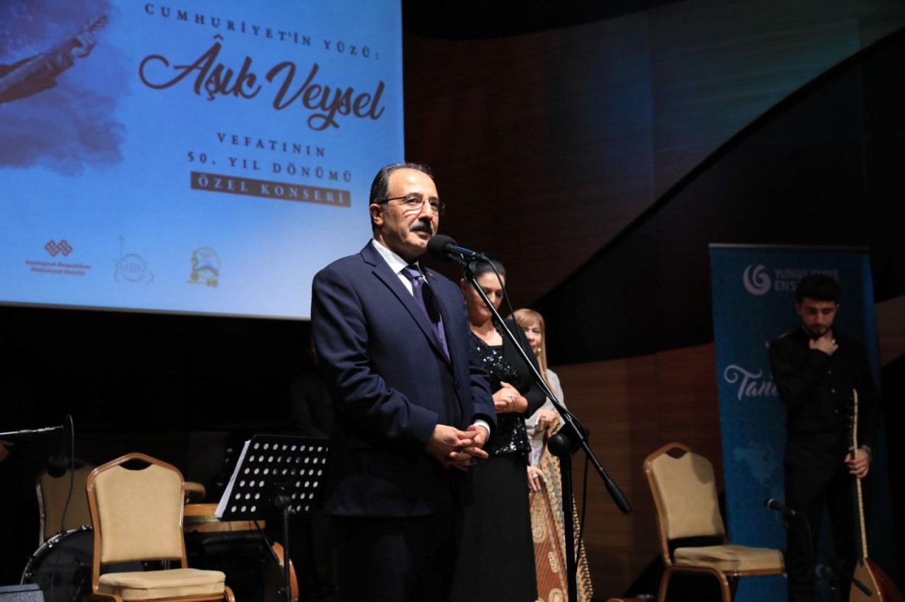 Aşık Veysel, vefatının yıldönümünde Azerbaycan’da anıldı
