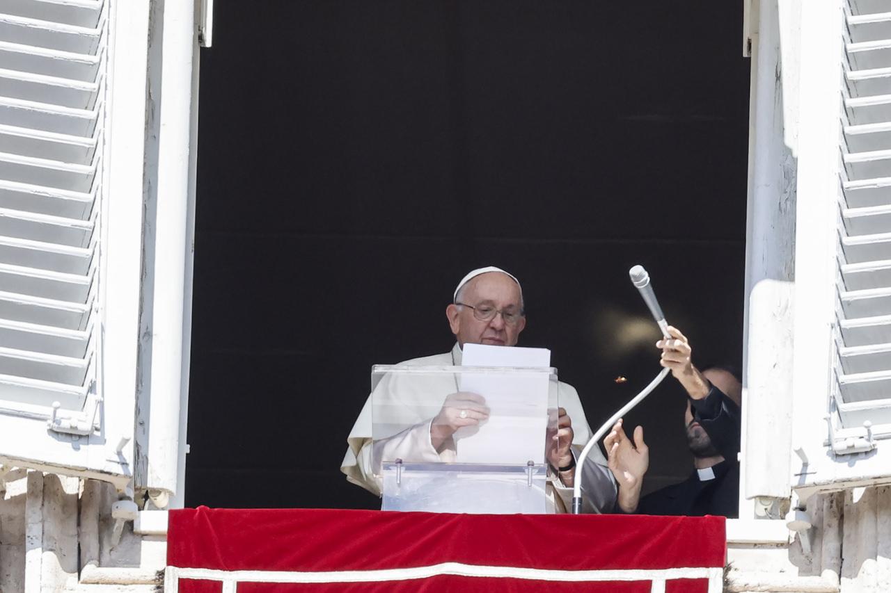 Papa’dan Orta Doğu için çağrı: “Lütfen saldırıları ve silahları durdurun”