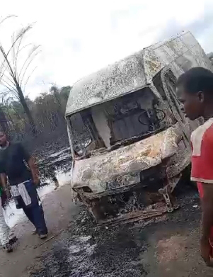 Nijerya'da akaryakıt tankeri patladı: 20 ölü, çok sayıda yaralı var
