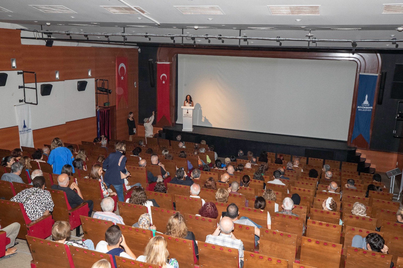 Sıla Hasreti belgeseli İzmirliler ile buluştu