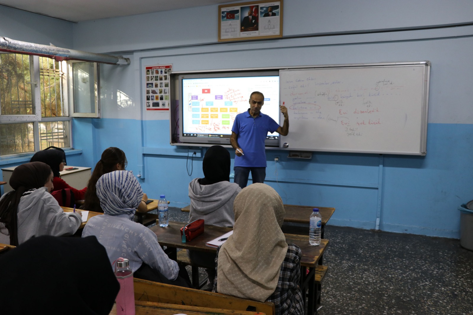 Gençler, eğitime öncelik veren Başkan Canpolat’a teşekkür etti