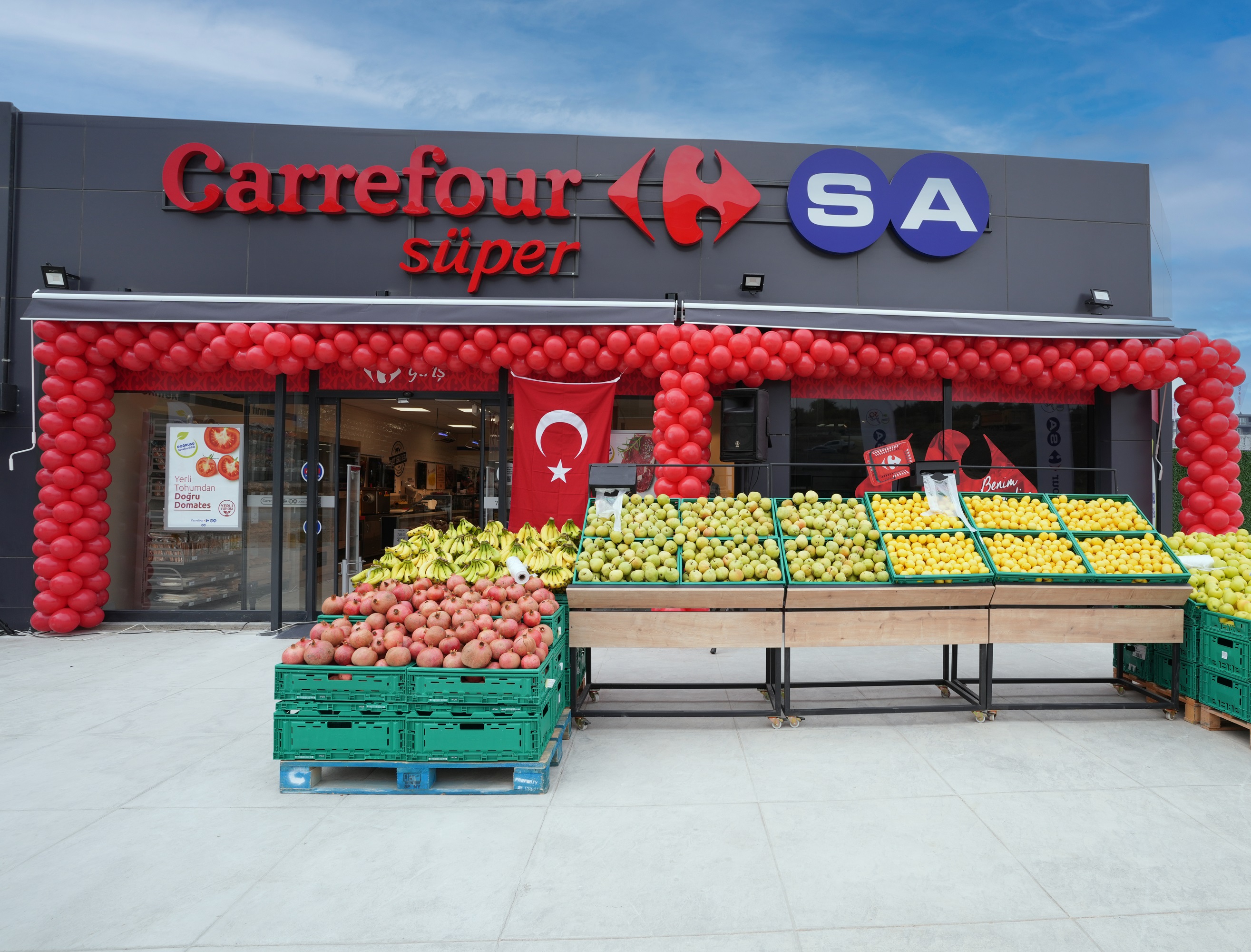 Türkiye’de bininci mağazasını açan CarrefourSA ‘Türkiye için Doğrusu’ diyor