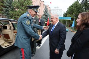 Millî Savunma Bakanı Yaşar Güler, Kazakistan Savunma Bakanı Korg. Ruslan Jaksilikov ile Bir Araya Geldi