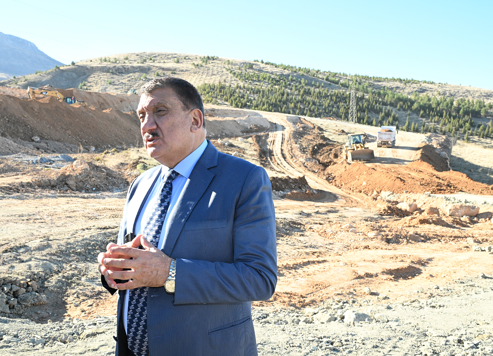 Başkan Gürkan, 310 geçici konut alanında inceleme yaptı