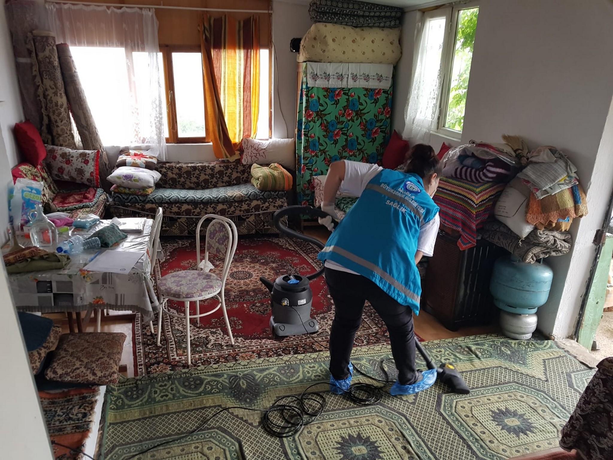 Muğla Büyükşehir, Kırsaldaki Çınarlar projesi ile yaşlıların yanında