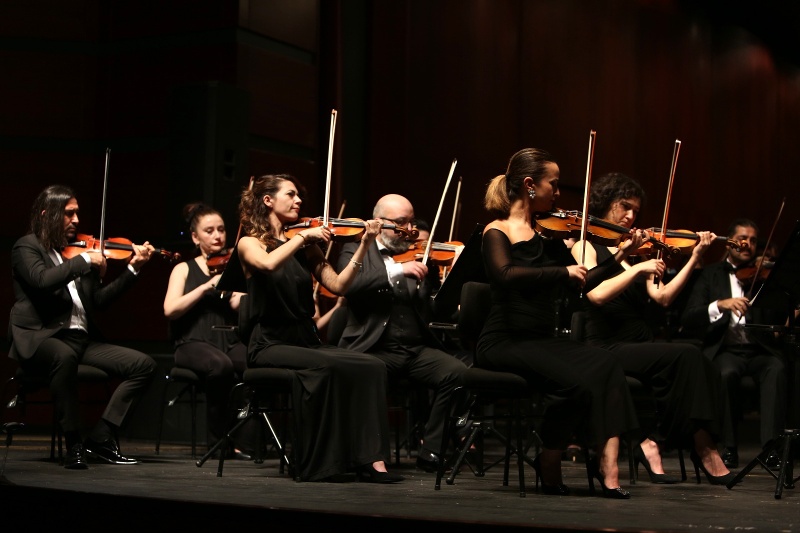 Eskişehir Büyükşehir Belediyesi Senfoni Orkestrası, müzikseverlerle buluştu