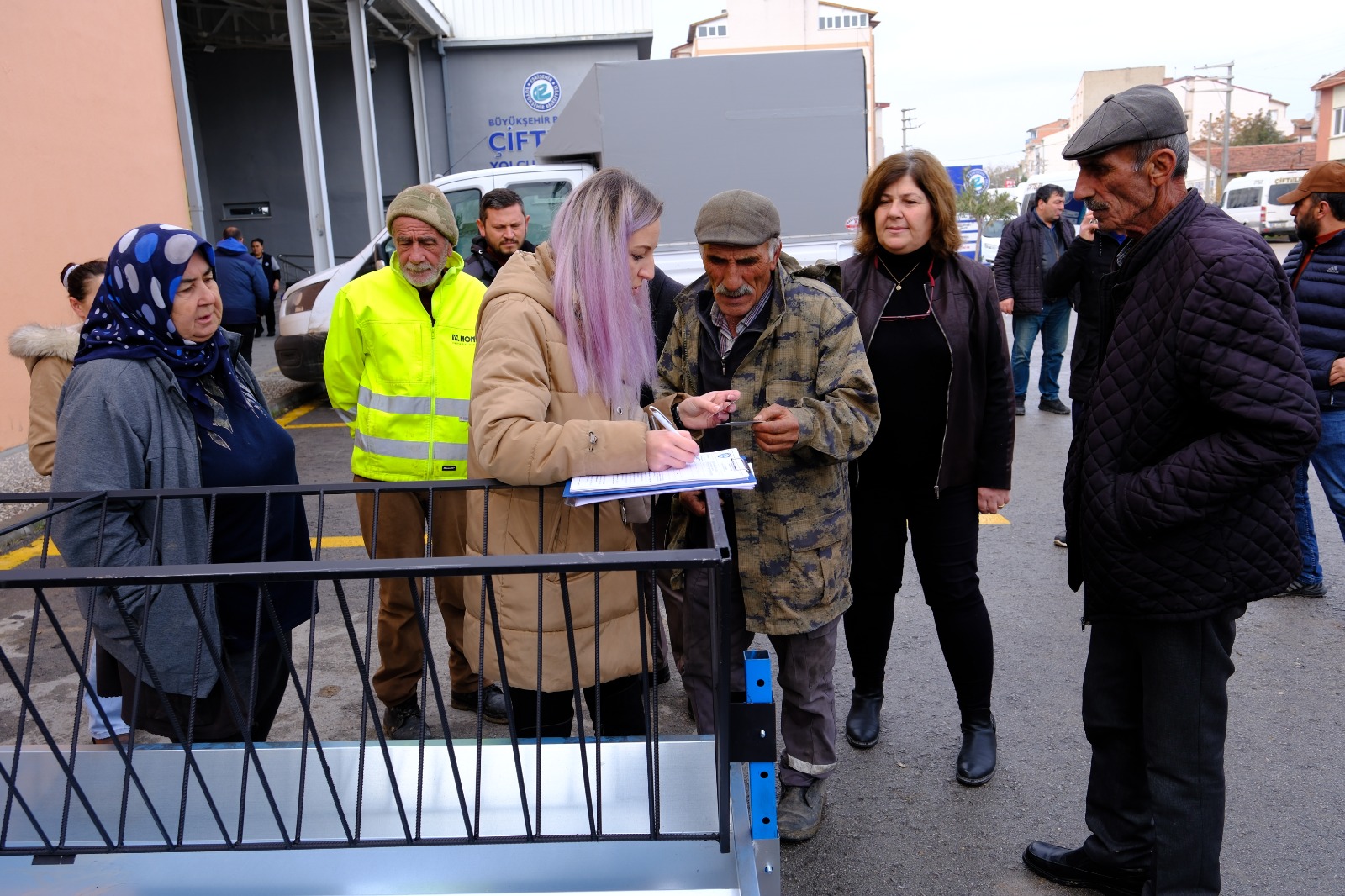 Eskişehir’den Çifteler’de küçük çiftçiye destek