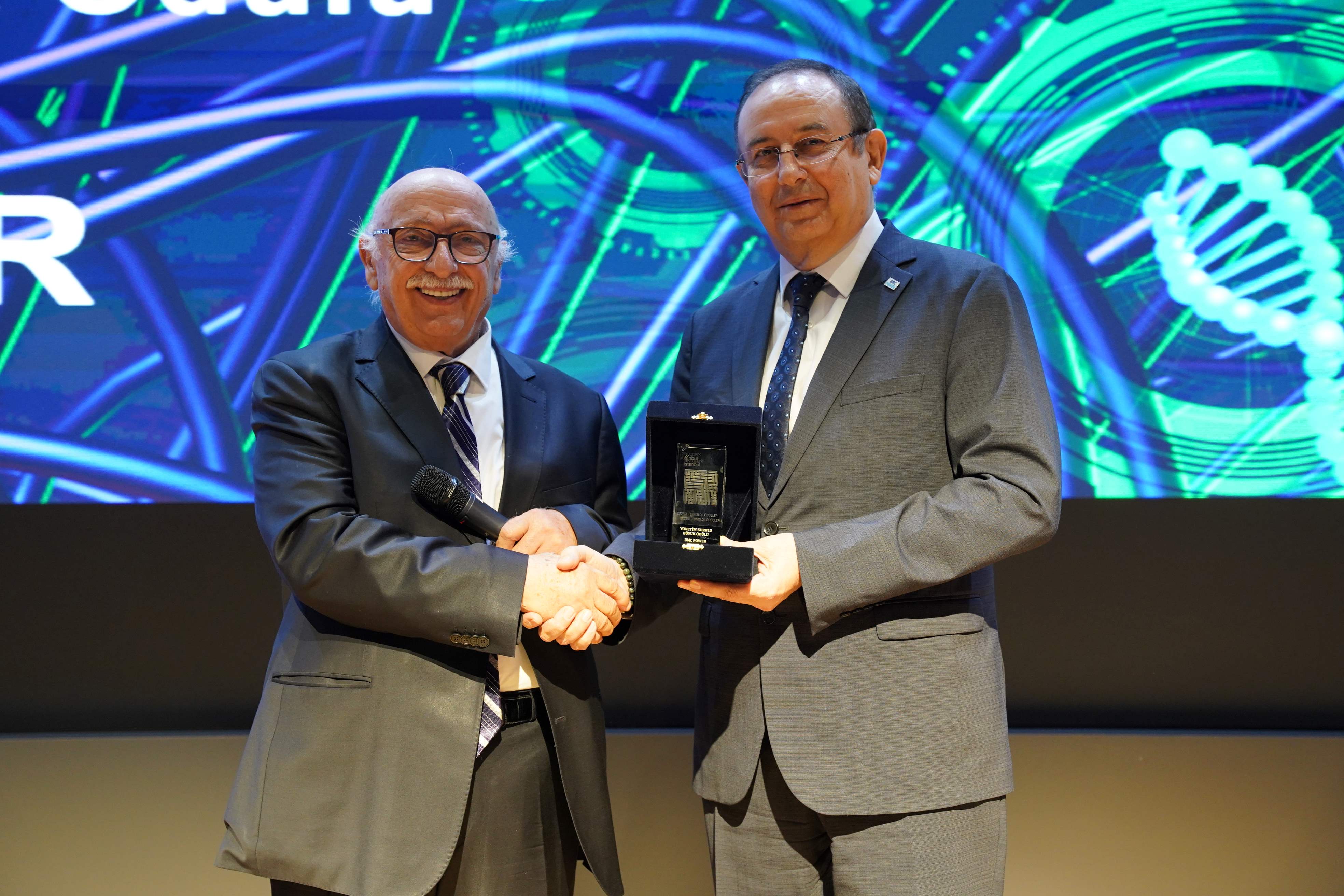 Teknopark İstanbul “Cezeri Teknoloji Ödülleri” sahiplerini buldu