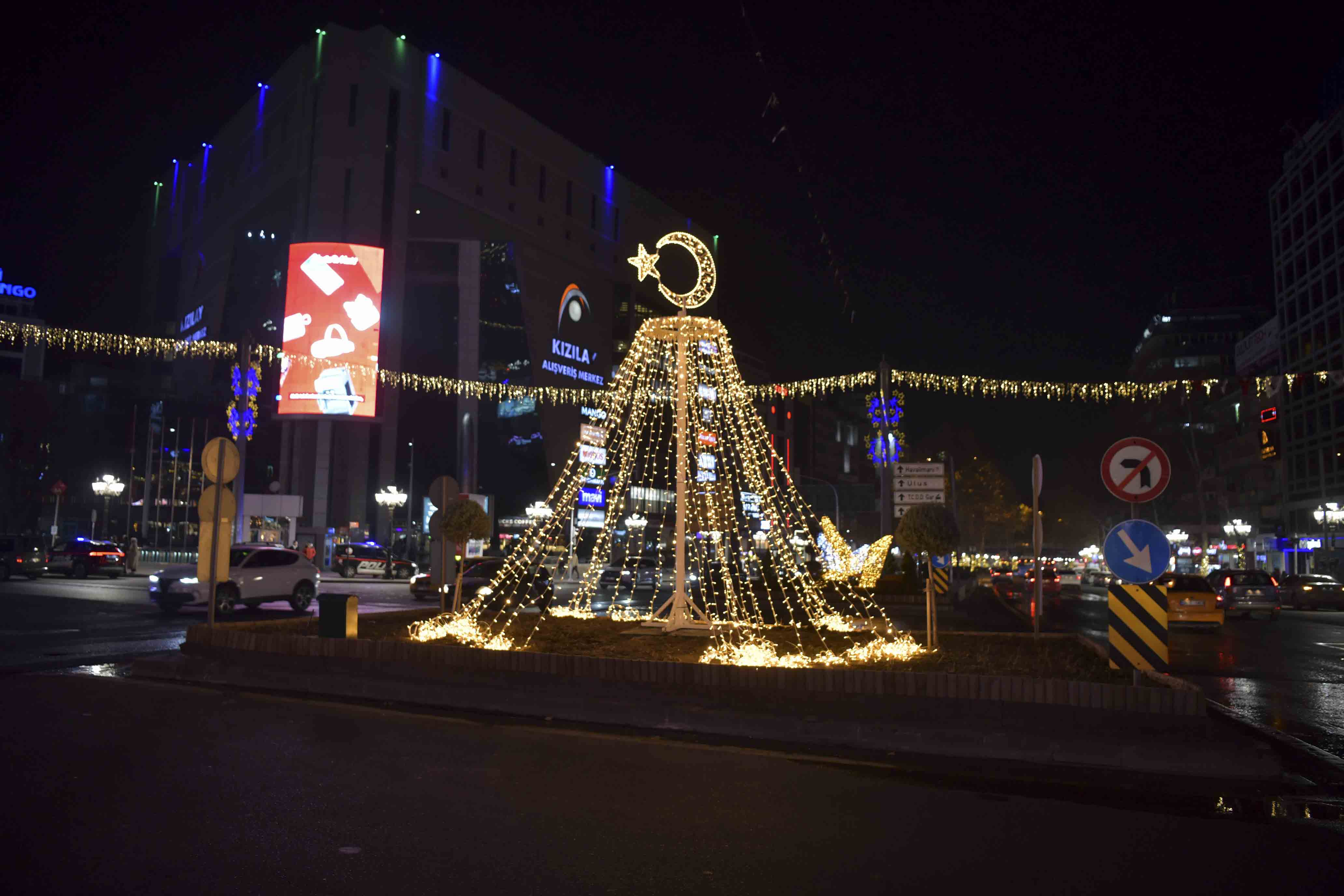 Ankara, Başkentlileri yeni yıla hazırladı