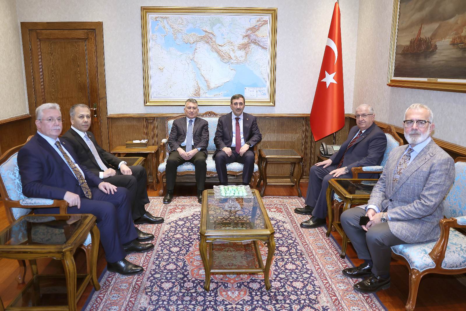 Milli Savunma Bakanı Güler’e taziye ziyaretleri sürüyor