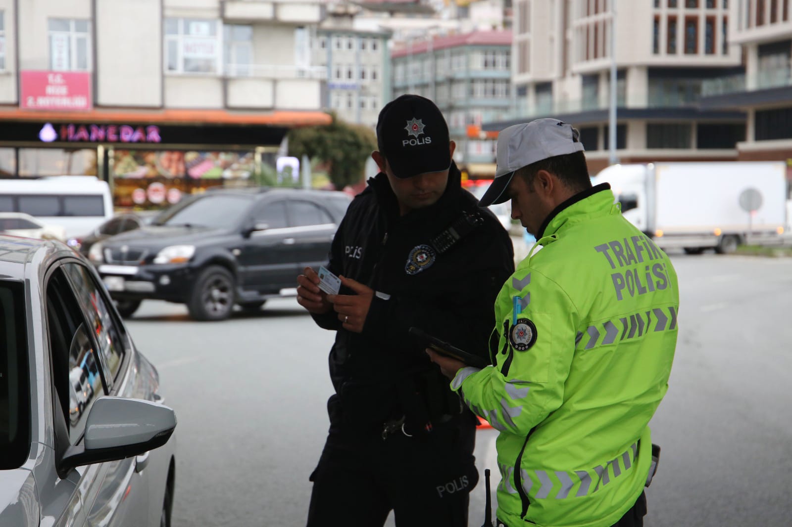 Rize’de trafik denetimi yapıldı