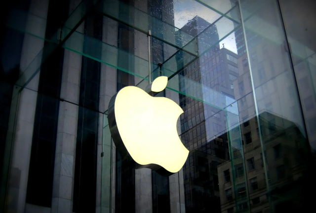 Apple, Rusya’da anti-tekel yasasını ihlal ettiği için 1,2 milyar ruble ceza ödedi
