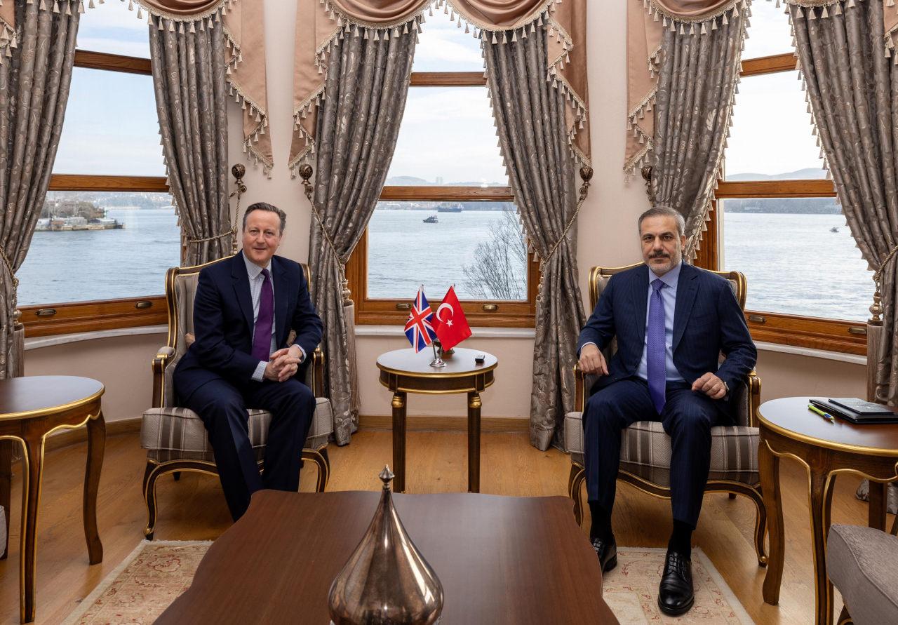 Fidan’la Cameron, İstanbul’da görüştü