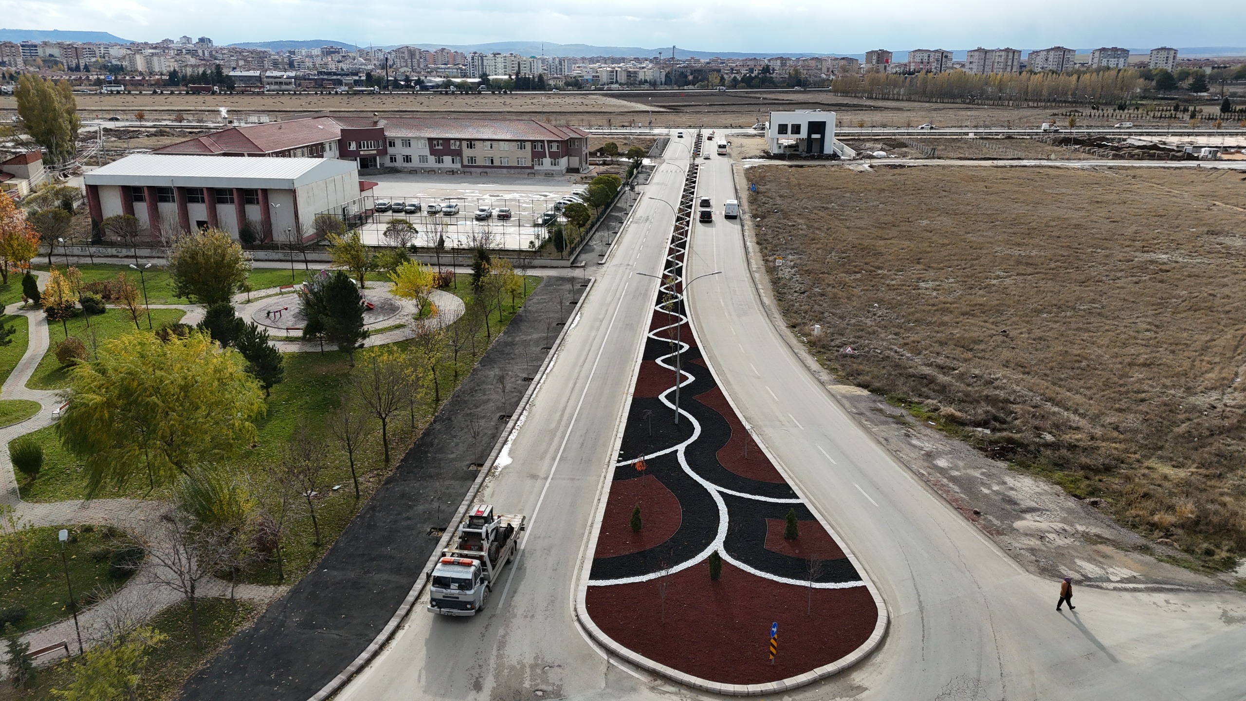 Eskişehir, “Kuru Peyzaj” uygulamasına devam ediyor