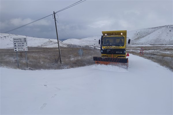 Eskişehir’de ekiplerden kar ve buz teyakkuzu
