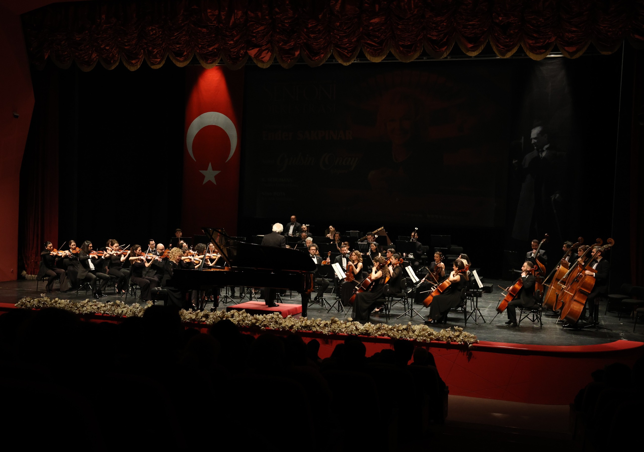 Senfoni Orkestrası, Eskişehir’de müzikseverlerle bir araya geldi