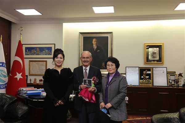 Güney Kore heyetinden Başkan Büyükerşen’e ziyaret