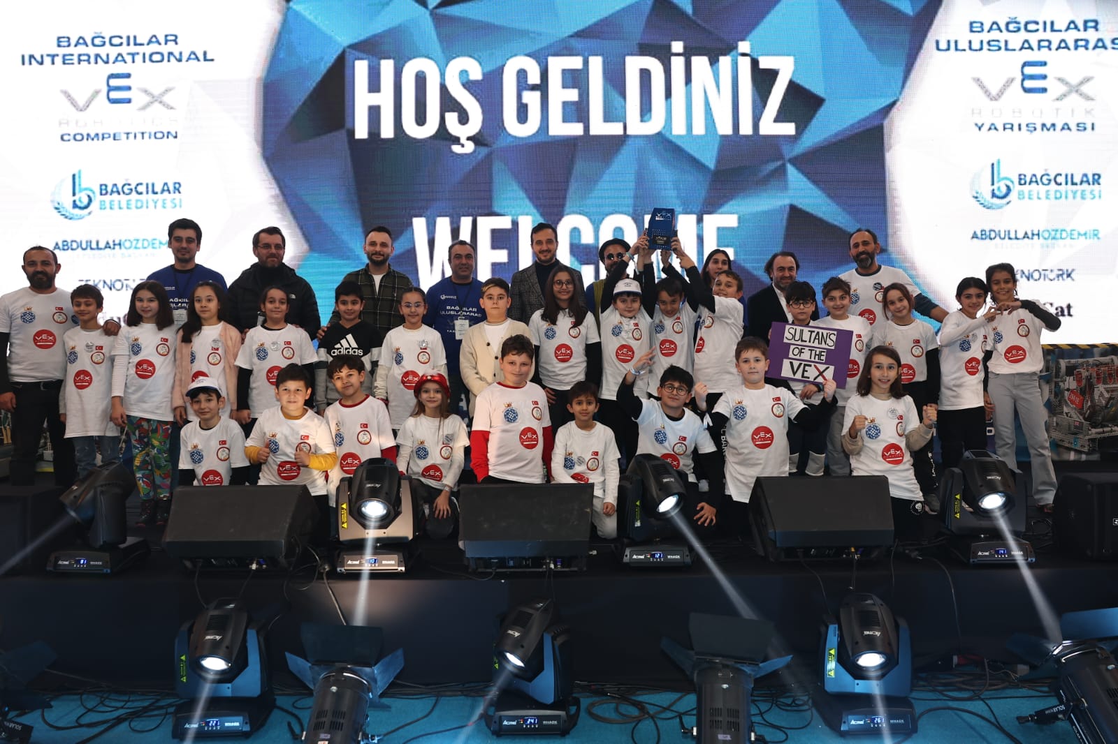 Bağcılar’da VEX-Uluslararası Robotik Yarışması coşkusu yaşandı