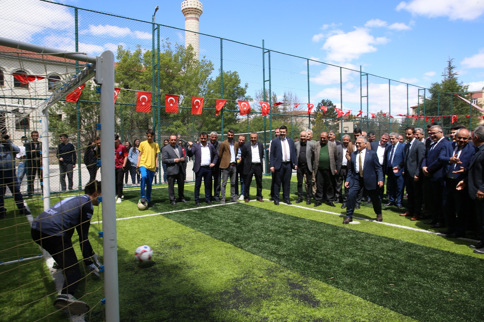 Kayseri’de 1 yılda 952 milyon 987 bin TL hizmet ve yatırım gerçekleştirildi