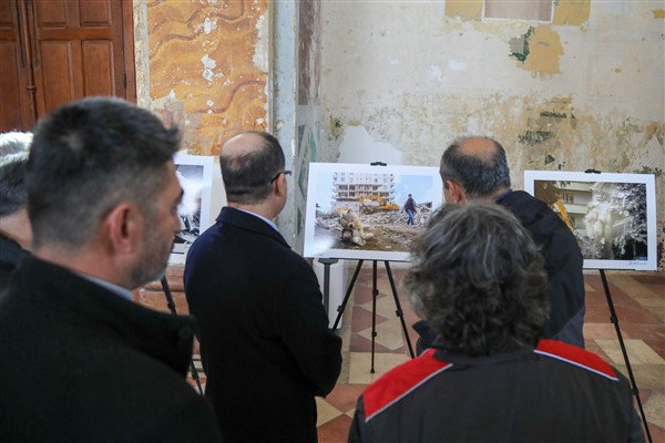 Gaziantep’te “Asrın Felaketi” temalı fotoğraf sergisi açıldı