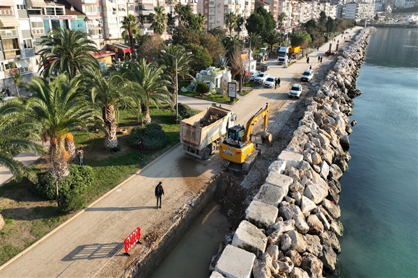 Bursa’da Gemlik Sahili düzenleme çalışmalarının temeli atıldı