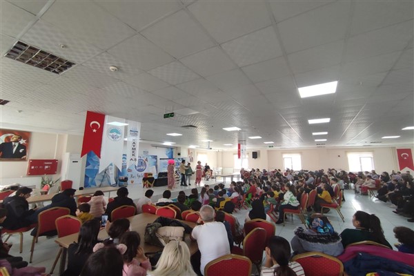 KAYMEK, ilçelerdeki tatil şenliğinde 2 bin 500 çocuğa ulaştı