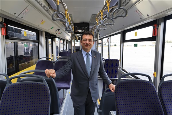 İmamoğlu: “150 otobüsümüz İstanbul’umuza hayırlı olsun”