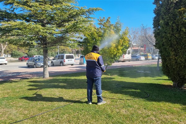 Malatya Büyükşehir Belediyesi ilaçlama çalışmalarına başladı