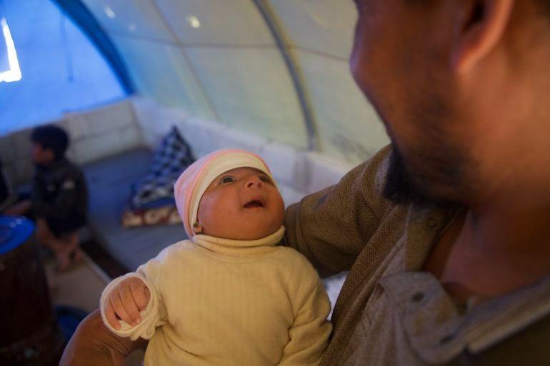 Suriye depreminin mucize bebeği Afra bir yaşına giriyor