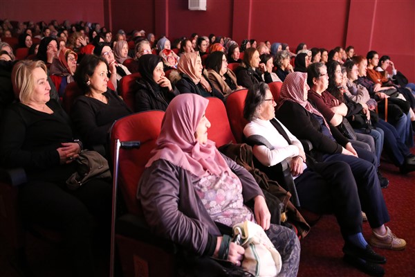 EBB Şehir Tiyatroları Şubat ayı etkinliklerini seyircisi ile buluşturdu