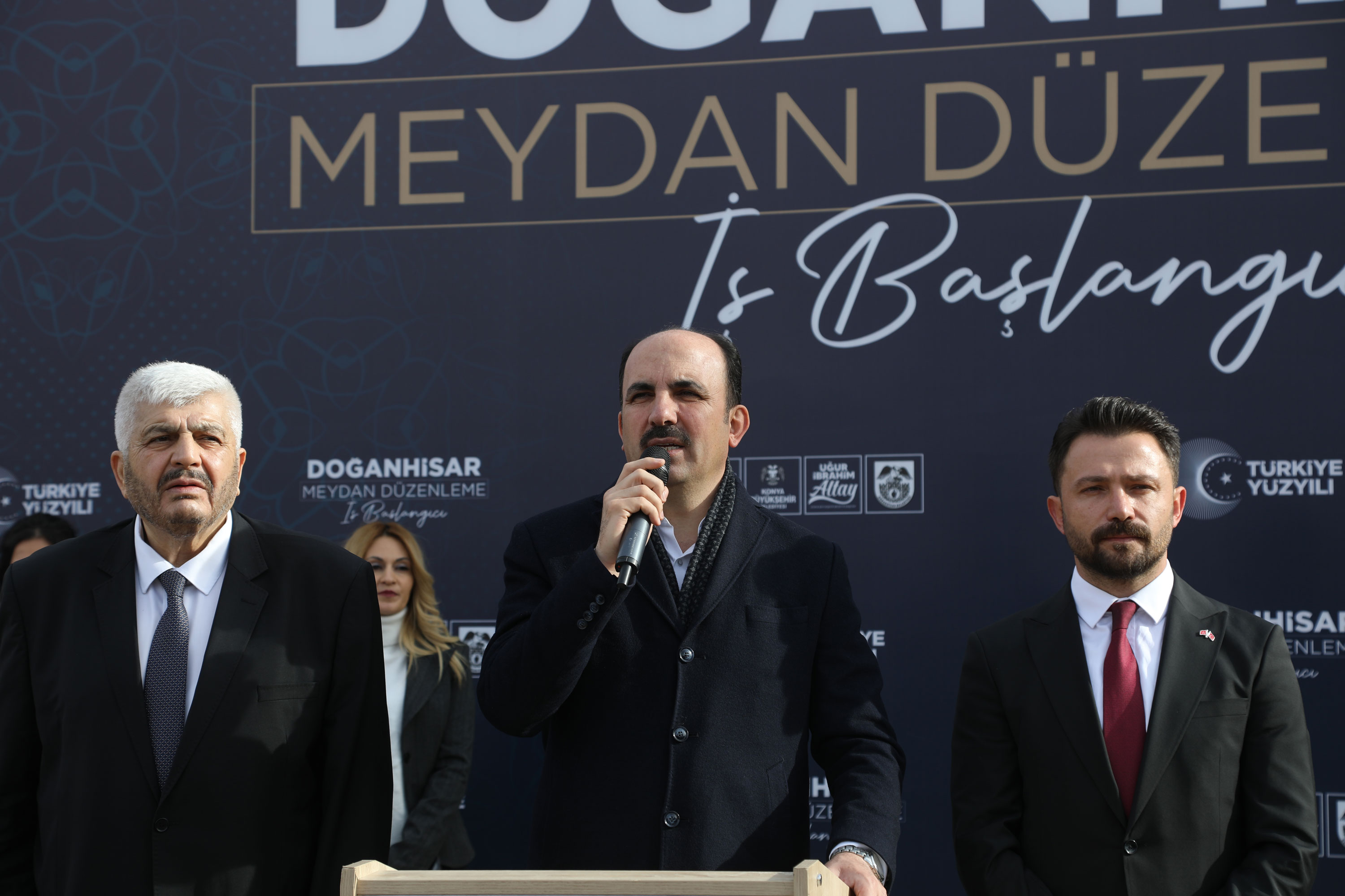 Başkan Altay: ”105 milyon TL’lik işimiz şu anda devam ediyor”