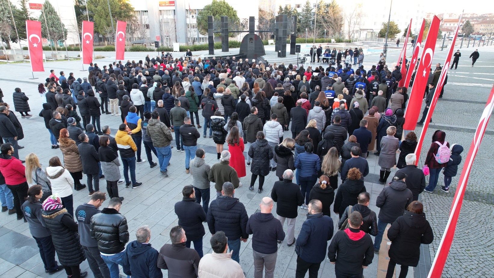 Depremde hayatını kaybedenler Nilüfer’de anıldı